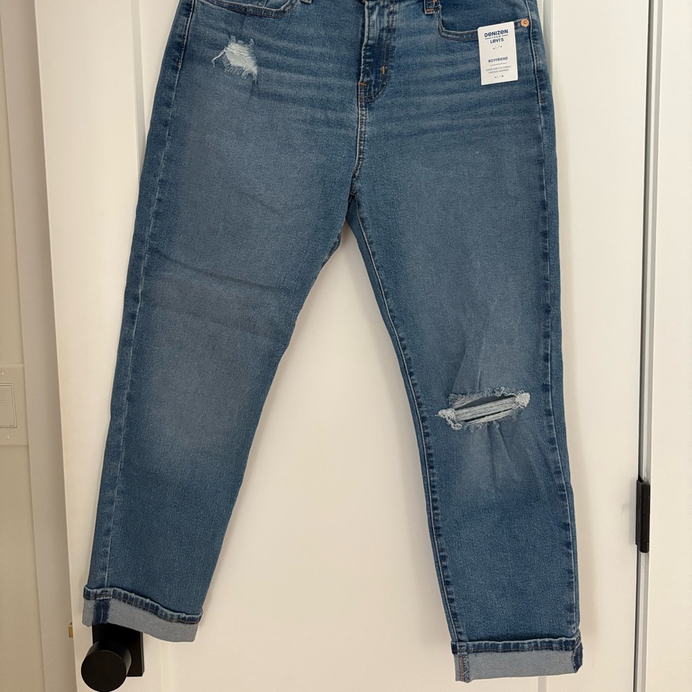 Levi denizen Jean size 6